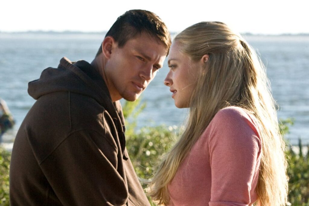 Tatum and Amanda seyfried in movie Dear john